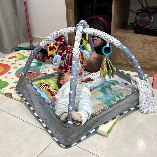 besdodo-tapis-d-veil-babygym-arche-gris-5-jouets image 1
